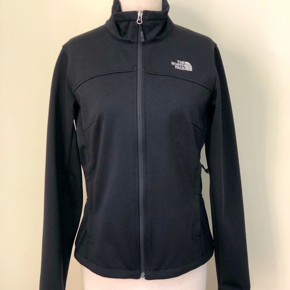 The North Face Women’s S Zip Jacket